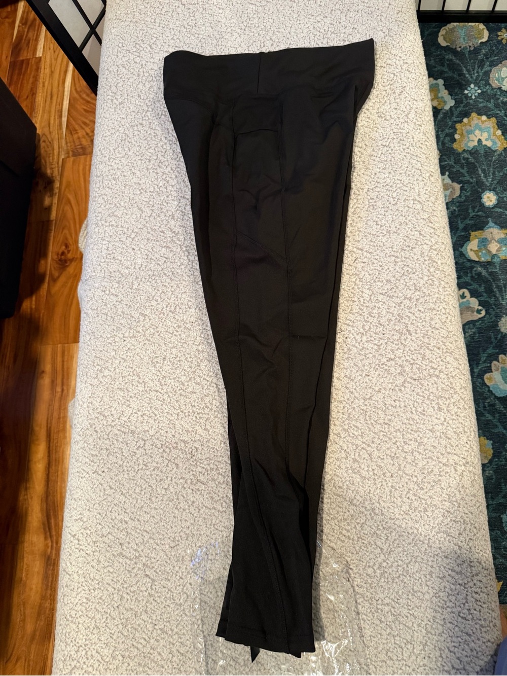 POP Fit Black Leggings - Picture 4 of 5
